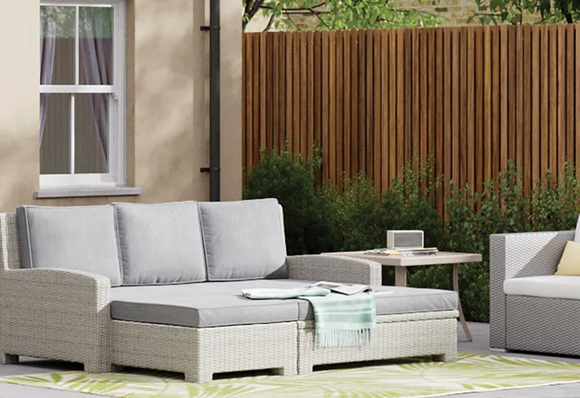 Abhijot Oxborough Pull-Out Outdoor Garden Sofa with Cushions